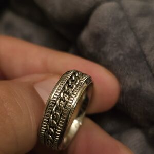 Silver Cuban ring with ridge edges